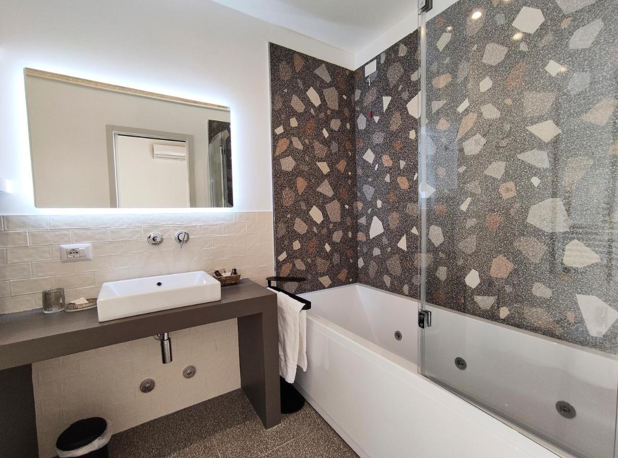 Visconti Suites By Fna Hospitality Roma 외부 사진